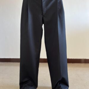 Black Korean pant for men with baggy Korean streetwear fit